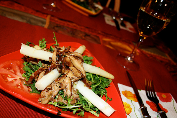 White Asparagus Salad with Warm Shitake Dressing