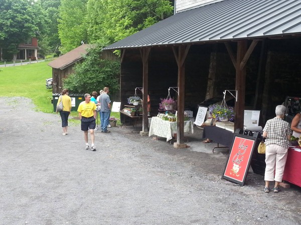 Lemont Farmers Market offers local food variety in picturesque, friendly setting