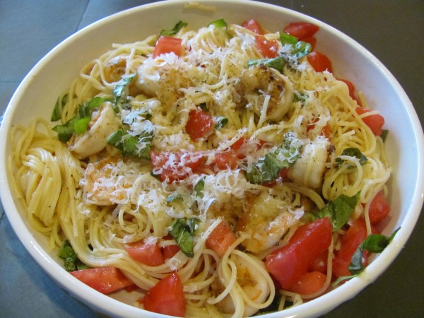 Pasta with grilled shrimp